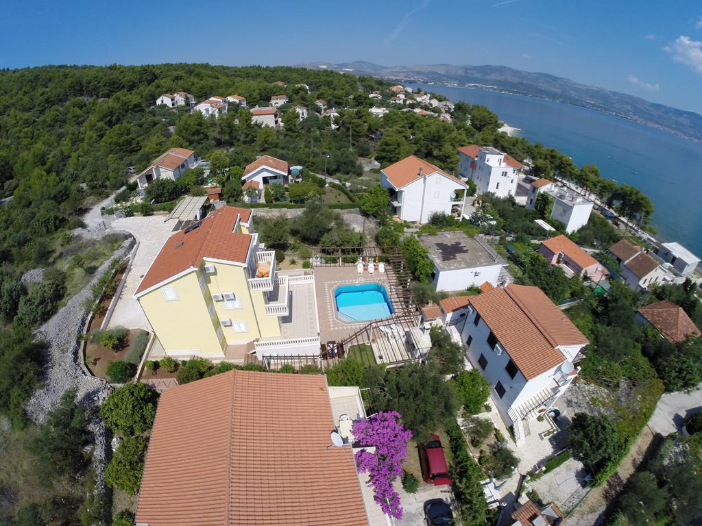 Apartments Romana Slatine Kültér fotó